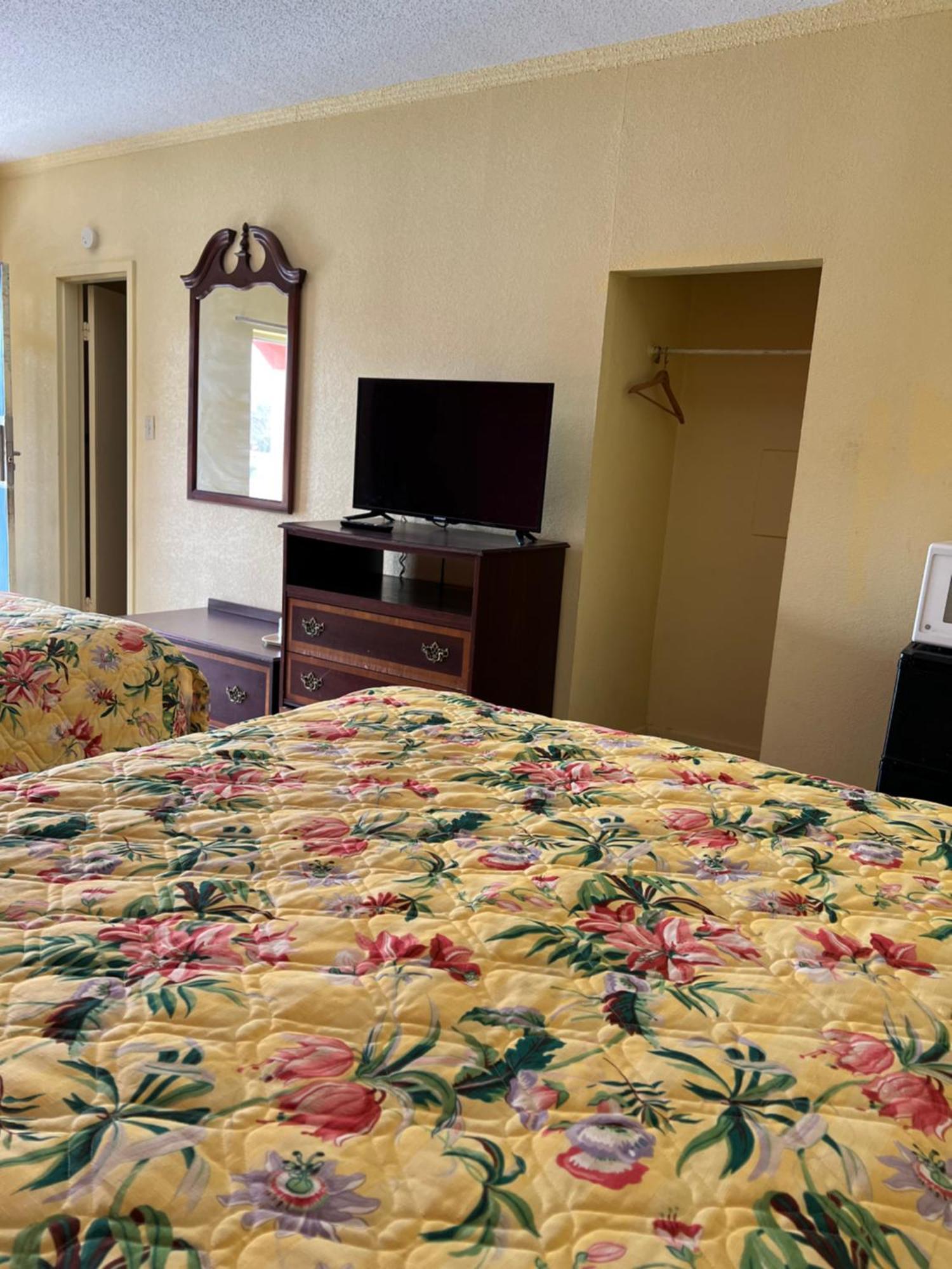 Ross Motel Williamston Dış mekan fotoğraf