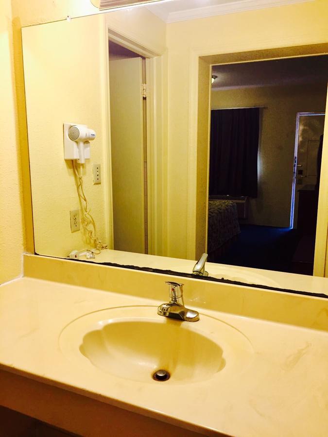 Ross Motel Williamston Dış mekan fotoğraf